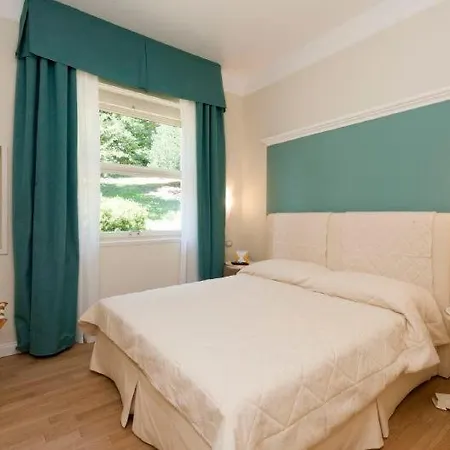 Sleeps 10 Pool Air Con Wifi T802293 빌라 *