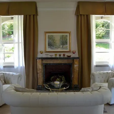 Sleeps 10 Pool Air Con Wifi T802293 *