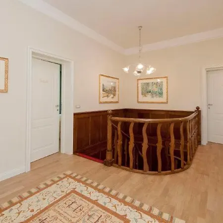 Sleeps 10 Pool Air Con Wifi T802293 * 바메노